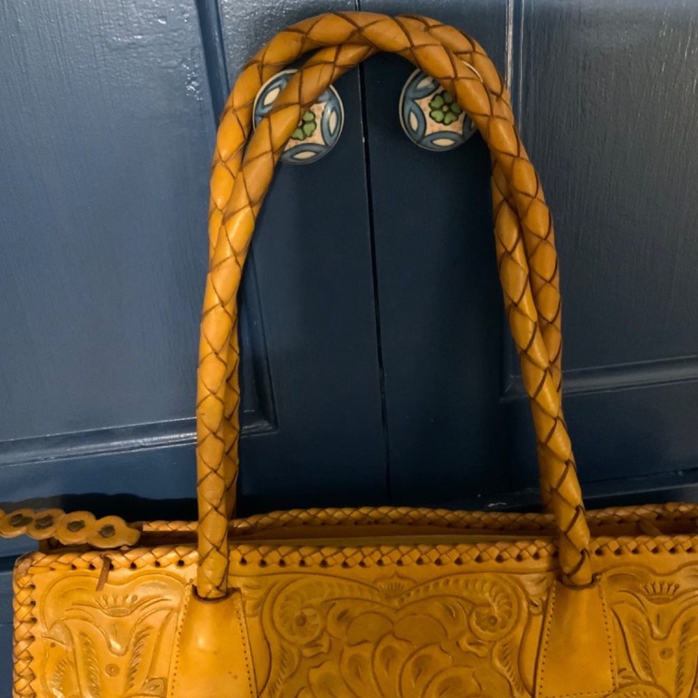 Alejandro Yeo Hand Tooled Leather Bag - Picture 14 of 16